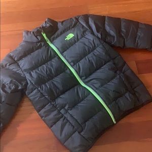 North Face boys puffer jacket size 14
